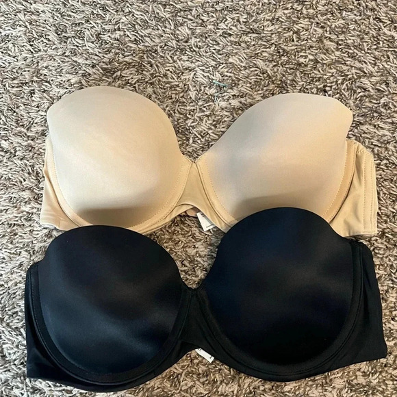 2 strapless bras - Picture 1 of 1